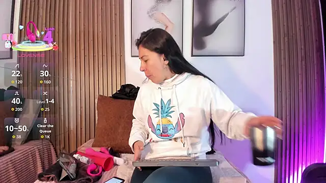 Ella Rousse online show from November 15, 2:29 pm