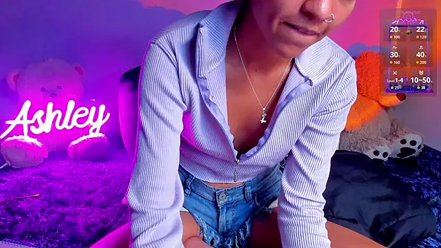 1Ashley  online show from November 19, 3:50 am