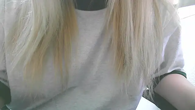 Remi official online show from May 7, 2:16 am