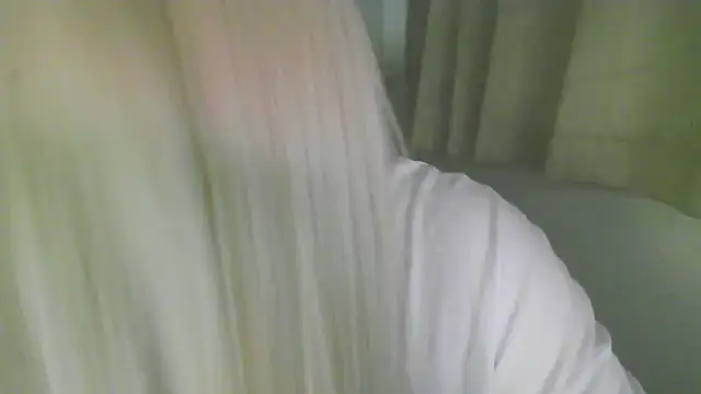 Remi official online show from May 13, 2:01 pm