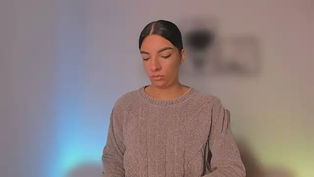 777AylinZ online show from February 4, 10:18 am