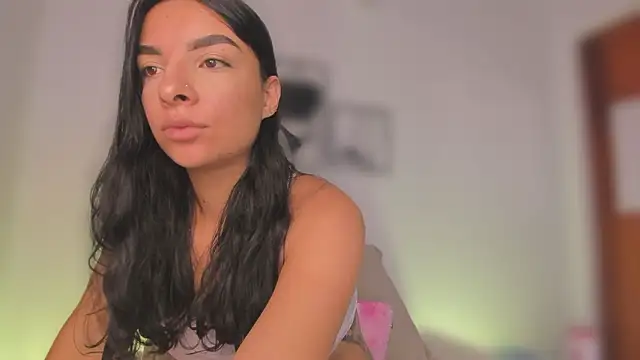 777AylinZ online show from February 3, 9:58 am