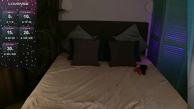 Maddy Garcia online show from October 25, 12:40 am