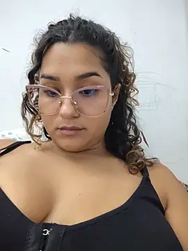 BrendaGirs online show from May 12, 2:42 am