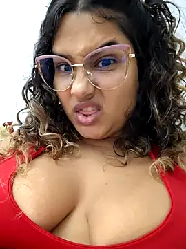 BrendaGirs online show from May 11, 2:46 am