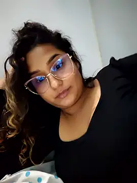 BrendaGirs online show from May 7, 5:34 am