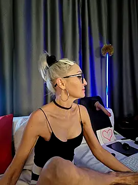 Milforja online show from February 10, 2:31 pm