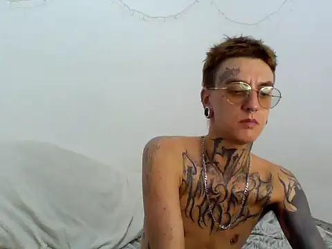 filthytransboy online show from January 12, 4:29 am