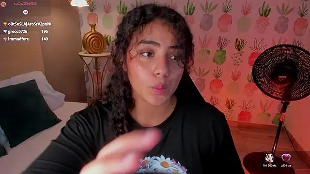 yaya23x online show from March 7, 7:43 pm