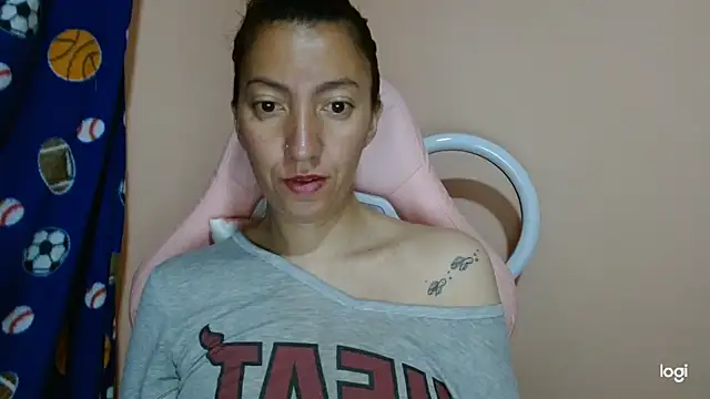 kaybabyhot online show from May 3, 1:25 pm