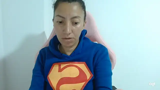 Snapshot of kaybabyhot chatting on October 4, 12:49 am kaybabyhot online show from October 4, 12:49 am