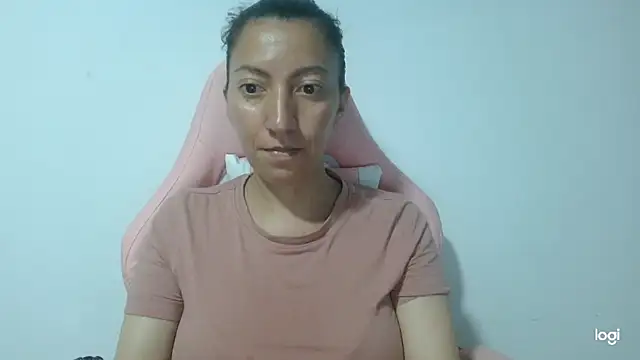 Snapshot of kaybabyhot chatting on October 10, 4:06 am kaybabyhot online show from October 10, 4:06 am