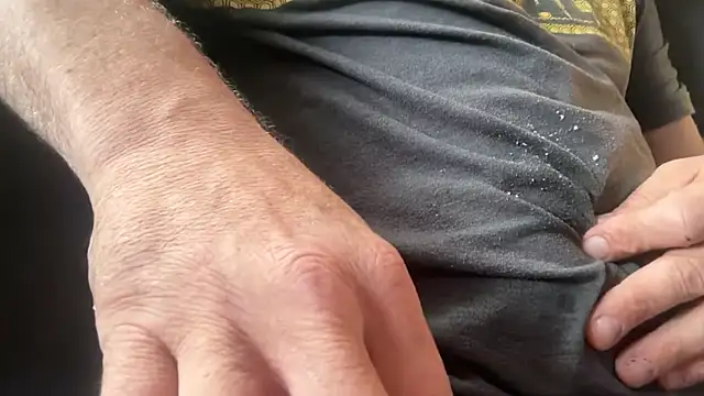 houy111111 online show from October 12, 4:09 pm