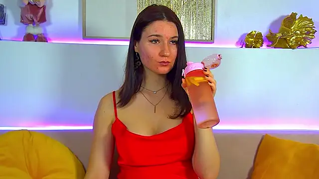 VictoriaArdern online show from December 21, 6:28 am