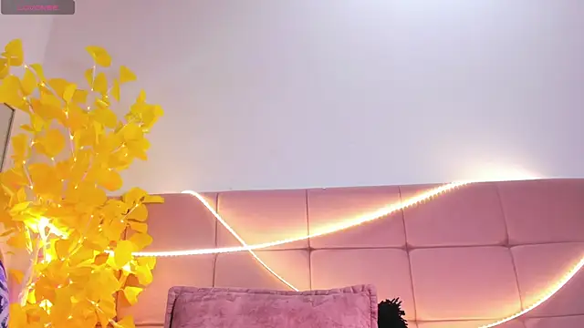 HaleyAmaya online show from May 22, 1:36 am