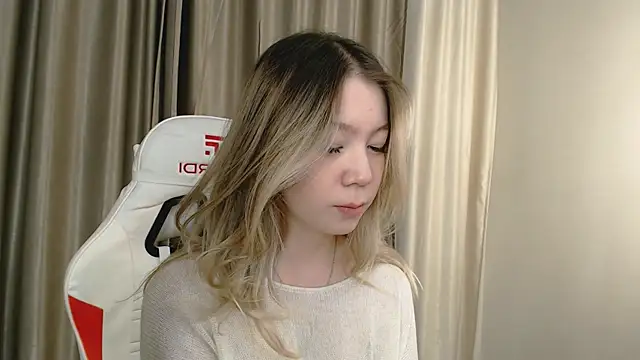 Babby Rabbit online show from October 10, 7:52 pm