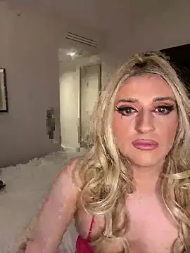 littlebambi26 online show from March 29, 1:04 am