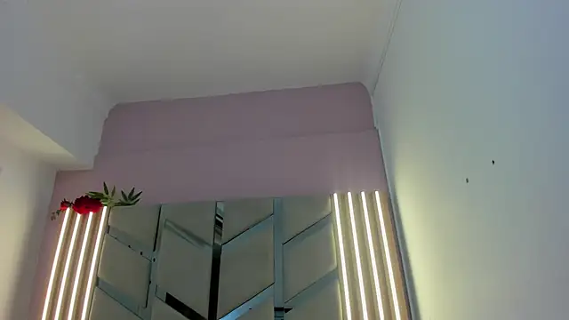 victoriamoon-01 online show from October 1, 8:36 pm