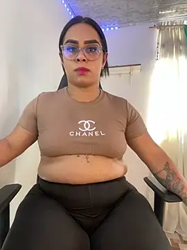 Dulce smith 1 online show from May 15, 9:50 pm