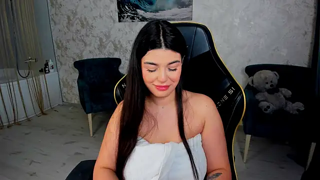 AlluringAriel online show from June 28, 12:45 pm