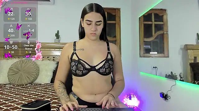 oriana rodriguez online show from May 17, 2:55 am