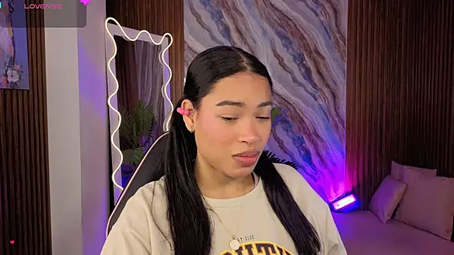 penelope tay1 online show from April 27, 3:36 am