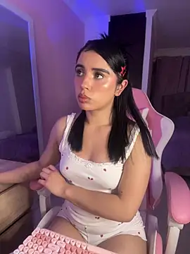 Emily-14 online show from May 15, 6:16 am
