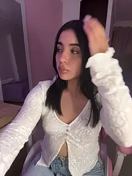 Emily-14 online show from May 19, 6:09 am