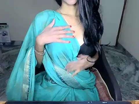 kritikadoll online show from November 12, 7:39 am