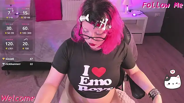 lady noize online show from October 15, 8:11 pm