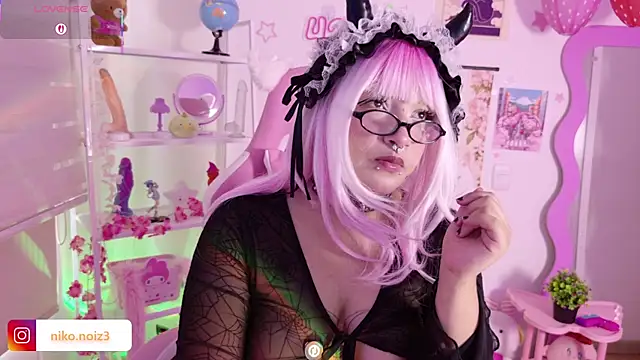 lady noize online show from May 18, 9:43 pm