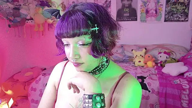 lady noize online show from May 8, 1:09 am