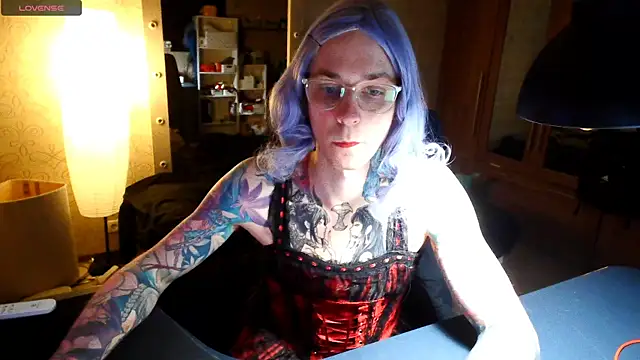 Julia dolls online show from May 9, 5:59 pm