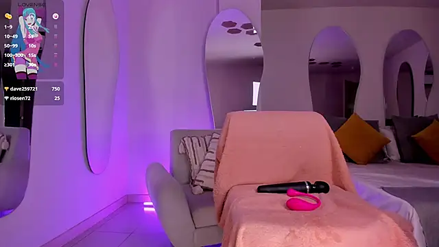 IsabelBornner online show from November 30, 6:45 pm