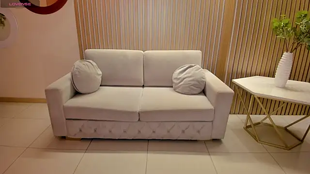 BellaCarteer  online show from May 19, 7:43 pm
