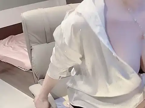 Eva-Public online show from October 23, 3:29 pm