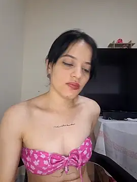 Snapshot of franchezkavegaaa chatting on September 9, 1:11 pm franchezkavegaaa online show from September 9, 1:11 pm