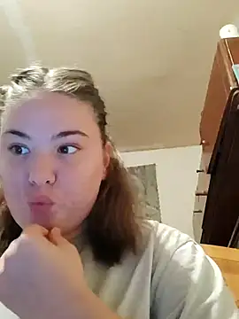 Denyse Eliza online show from September 17, 12:25 pm