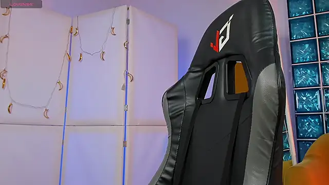 DarkErica online show from December 19, 12:41 pm