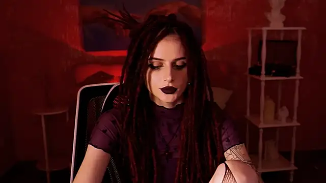 JadeCastle  online show from May 13, 5:08 pm