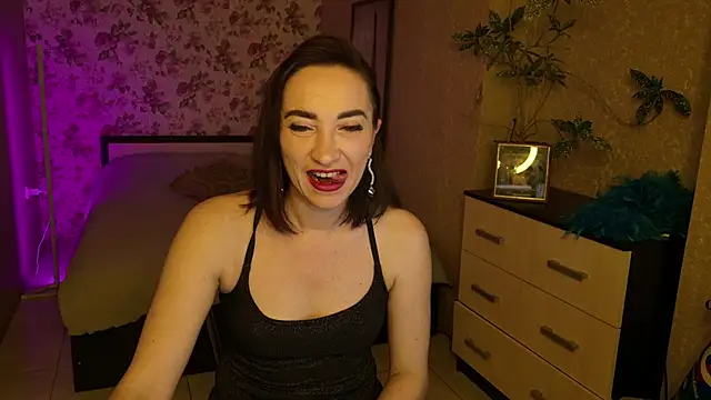 AnneHaddaway online show from May 16, 9:25 pm