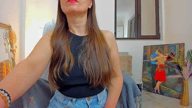 Julya Anna online show from May 19, 3:57 am