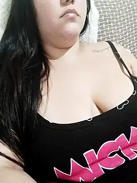 Snapshot of Paolaa_hoot chatting on September 23, 10:30 pm Paolaa hoot online show from September 23, 10:30 pm