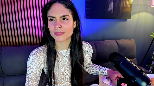 Gaby Ferrer online show from November 26, 4:08 pm