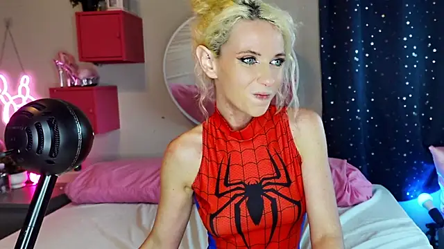 LucyLovecox online show from August 8, 7:55 pm