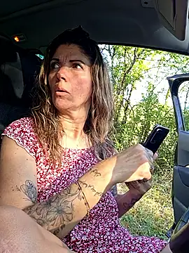 sansan2411 online show from April 7, 4:20 pm