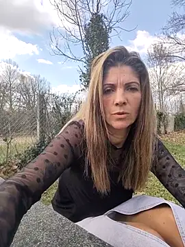 sansan2411 online show from March 12, 1:25 pm