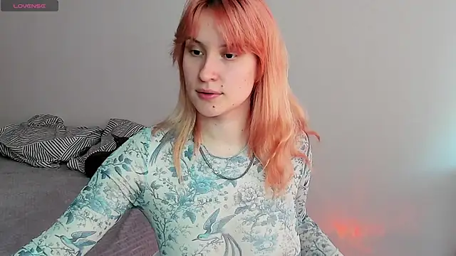 Sweet white chocolate online show from May 25, 6:45 am