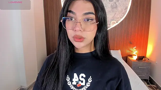 RoseCassie online show from February 10, 1:14 pm