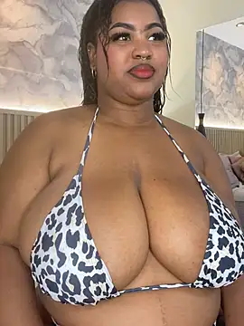 AinaraJimenez online show from May 7, 9:51 pm